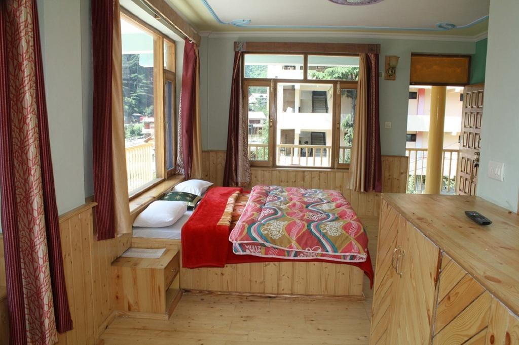 Guest house Suraj *